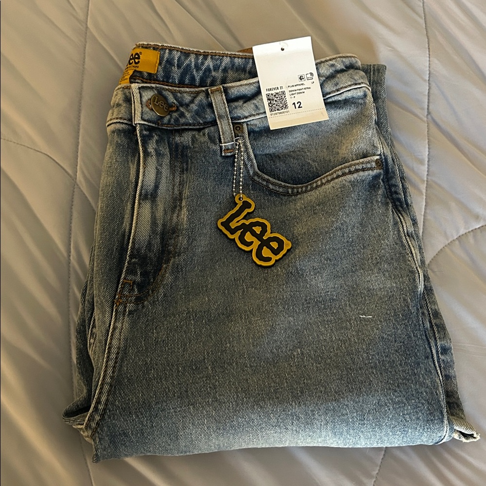 Lee/Forever 21 Jean Collab Straight Light Denim